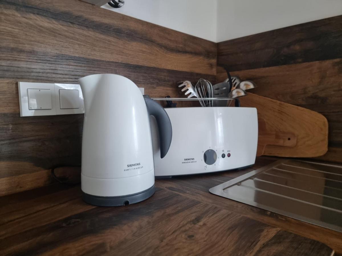 Luxusni Apartman S Krbem - Kunraticke Svycarsko Kunratice  Exteriér fotografie